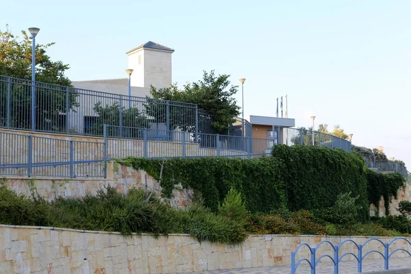 Clôture Dans Parc Urbain Sur Côte Méditerranéenne Nord Etat Israël — Photo