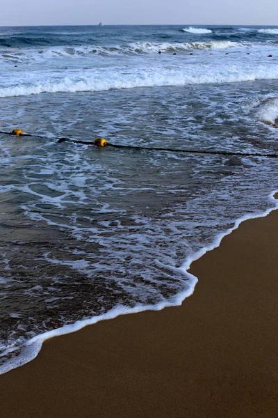 Touw Met Praalwagens Hekwerk Het Strand Aan Middellandse Zeekust Het — Stockfoto