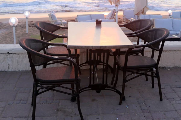 Stuhl Und Tisch Stehen Einem Café Ufer Des Mittelmeeres Island — Stockfoto