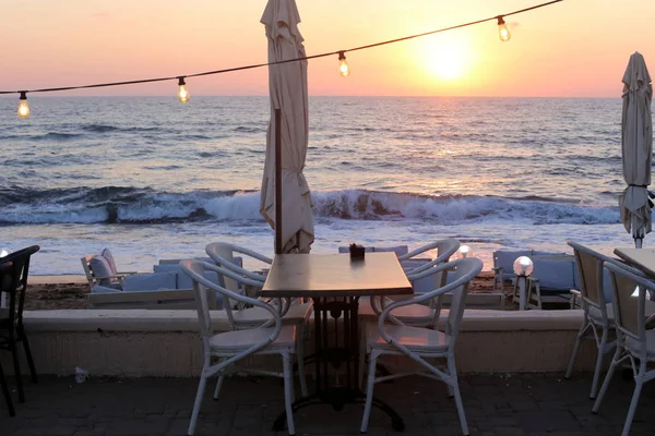 Sedia Tavolo Piedi Caffè Sulle Rive Del Mediterraneo Israele — Foto Stock