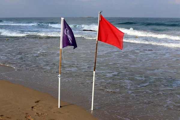 Drapeau Flottant Dans Vent Drapeau Est Monté Sur Mât Est — Photo