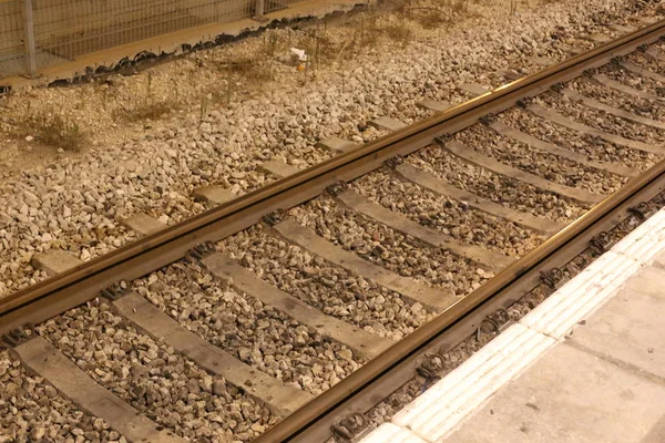 railway wagons and railway track passes through the territory of the State of Israel