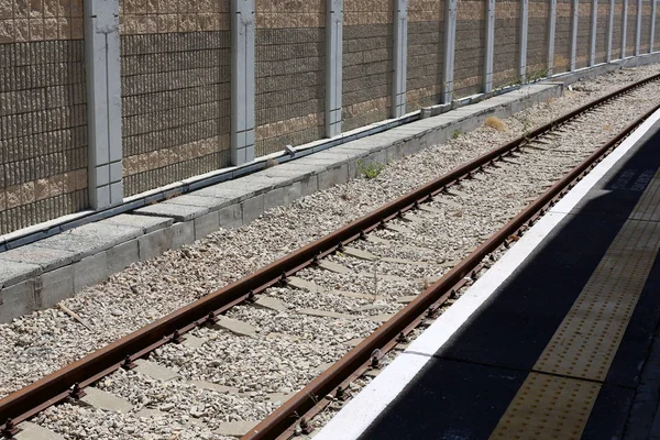 railway wagons and railway track passes through the territory of the State of Israel