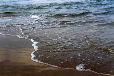 İsrail devletinin kuzeyinde Akdeniz'in ıssız kıyıları 