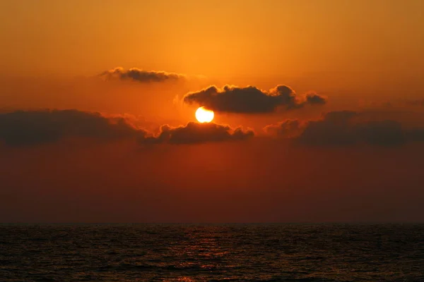 Sun Sets Horizon Mediterranean Sea Northern Israel Day Ends Night — Stock Photo, Image