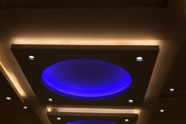 kuzey İsrail'de bir şehir parkı yüklü aydınlatma için fener 