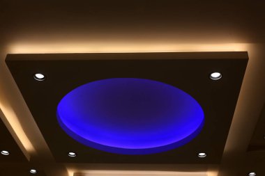 kuzey İsrail'de bir şehir parkı yüklü aydınlatma için fener 