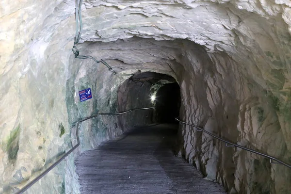 Grutas Nas Montanhas Rosh Hanikra Margens Mar Mediterrâneo Norte Israel — Fotografia de Stock