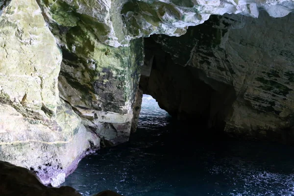 Grotte Sulle Montagne Rosh Hanikra Sulle Rive Del Mar Mediterraneo — Foto Stock