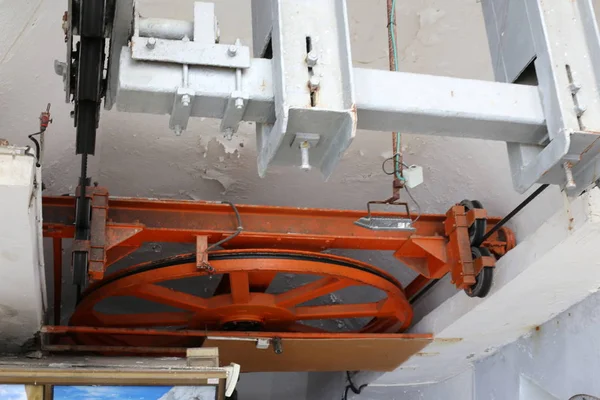 Rosh Hanikra İsrail'in kuzeyinde Akdeniz üzerinde dağlarda Cableway 