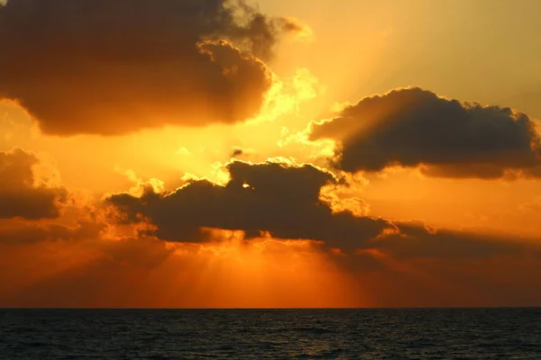 Sun Sets Horizon Mediterranean Sea Northern Israel Day Ends Night — Stock Photo, Image