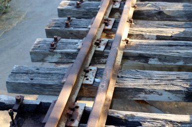 İsrail'in kuzeyinde eski demiryolu demiryolu köprüsü 