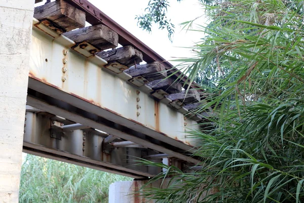 Puente Una Estructura Artificial Erigida Sobre Obstáculo Agua Norte Del — Foto de Stock