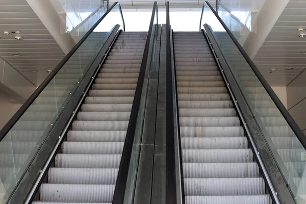 Una Escalera Parte Estructura Edificio Estructura Forma Una Serie Escalones — Foto de Stock