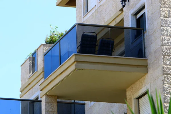 Der Balkon Der Architektur Ist Ein Podest Mit Einem Geländer — Stockfoto