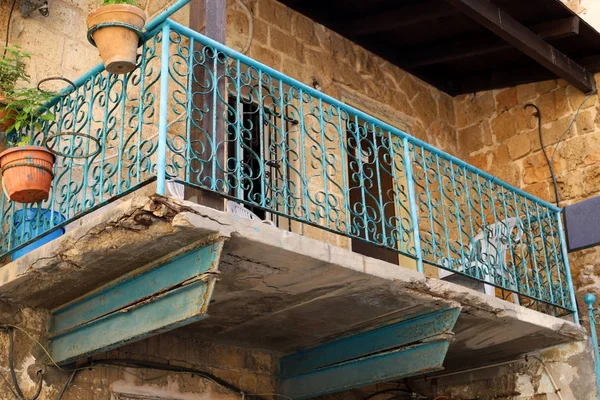 Het Balkon Architectuur Een Platform Met Een Reling Gemonteerd Balken — Stockfoto