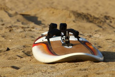 İsrail'in kuzeyinde bir şehir parkında spor araçları ve ekipmanları 