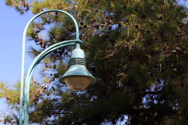 Elektrische Laterne Und Lampe Für Beleuchtung Einem Stadtpark Norden Von — Stockfoto