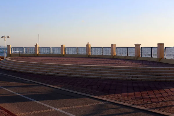 Recinzione Parco Forestale Cittadino Sulle Rive Del Mar Mediterraneo Nel — Foto Stock