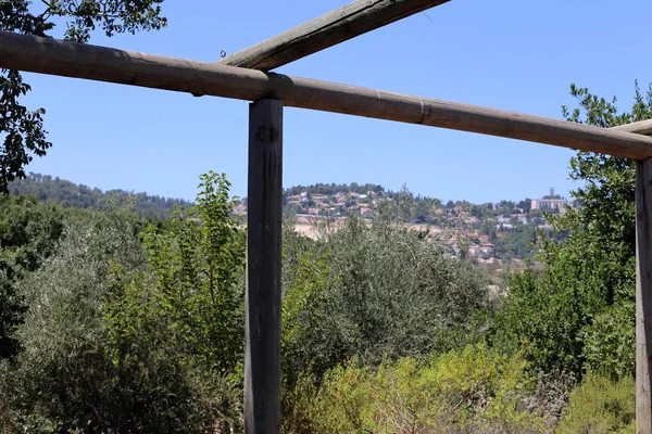 Srail Devletinin Kuzeyinde Akdeniz Kıyısında Küçük Bir Kasabada Manzara — Stok fotoğraf