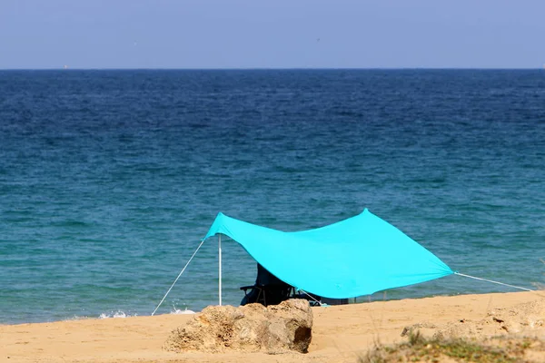 Tienda Campaña Costa Desierta Del Mar Mediterráneo Norte Israel — Foto de Stock