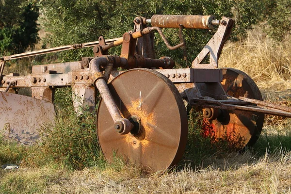 Παλιά Γεωργικά Μηχανήματα Βρίσκονται Ένα Μουσείο Στο Βόρειο Ισραήλ — Φωτογραφία Αρχείου