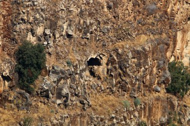 İsrail devletinin kuzeyindeki dağların ve kayaların dokusu 
