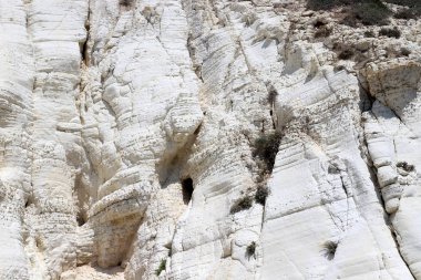 İsrail devletinin kuzeyindeki dağların ve kayaların dokusu 