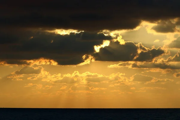 Soleil Couche Sur Horizon Dans Mer Méditerranée Dans Nord Israël — Photo