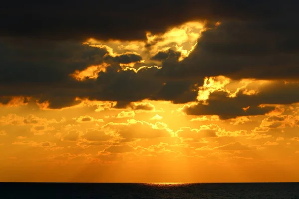 Soleil Couche Sur Horizon Dans Mer Méditerranée Dans Nord Israël — Photo