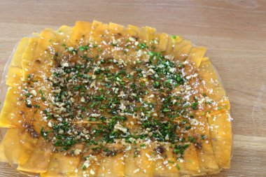 İsrail 'de, restoranın yemek ve atıştırmalıklarında Yahudi yılbaşını kutlamak için herkesi davet ediyorum. 