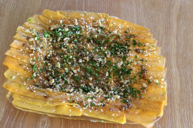 İsrail 'de, restoranın yemek ve atıştırmalıklarında Yahudi yılbaşını kutlamak için herkesi davet ediyorum. 