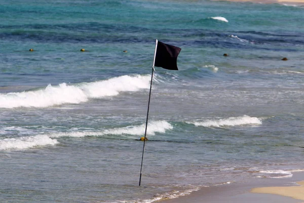 Vlajka Vlnící Větru Březích Středozemního Moře Severu Izraele — Stock fotografie