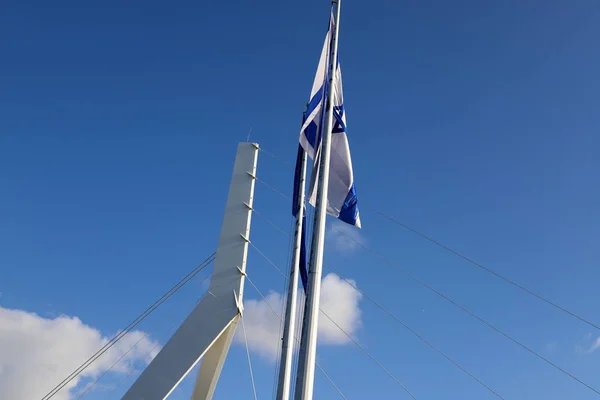 Bandera Ondeando Viento Orillas Del Mar Mediterráneo Norte Israel —  Fotos de Stock