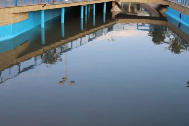Köprü - İsrail 'in kuzeyindeki bir engelin üzerine yapay bir yapı dikildi. 