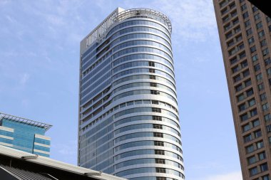 Tel Aviv caddeleri boyunca yürü - İsrail 'de Akdeniz kıyılarında bir şehir 