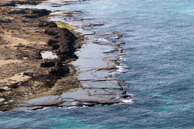 İsrail devletinin kuzeyinde Akdeniz'in ıssız kıyıları 