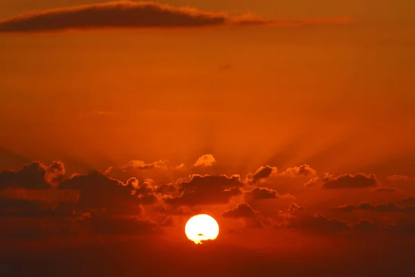 Солнце Садится Над Горизонтом Средиземном Море Севере Израиля День Заканчивается — стоковое фото