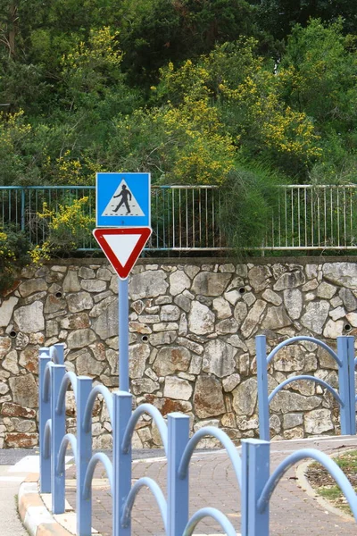 Znaki Drogowe Znaki Informacyjne Zainstalowane Drogach Parkach Izraelu — Zdjęcie stockowe