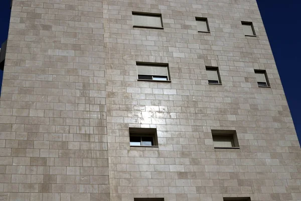 Небольшое Окно Большом Городе Израиле Архитектурные Детали Строительстве Израиле — стоковое фото