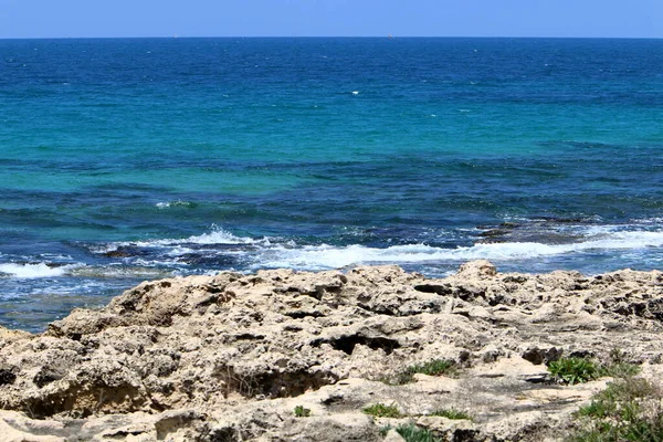 Mediterranean Coast North State Israel People Visible All Self Isolation — Stock Photo, Image