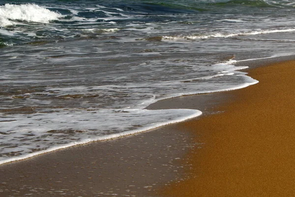Orilla Del Mar Mediterráneo Norte Del Estado Israel Verano Caliente —  Fotos de Stock