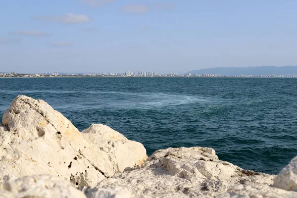 Orilla Del Mar Mediterráneo Norte Del Estado Israel Verano Caliente — Foto de Stock