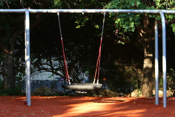 Kuzey Srail Deki Bir Çocuk Şehir Parkında Oyun Spor Rakamları — Stok fotoğraf