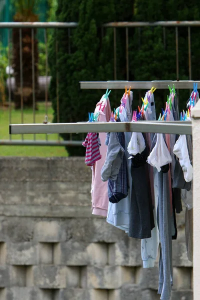 Clothesline Drying Windows Balconies Architectural Details Housing Israel — Stock Photo, Image