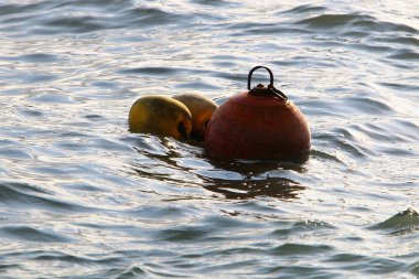 Kuzey İsrail 'de bir limanda gemi ve tekneler için rıhtım 
