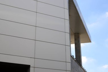 İsrail 'deki inşaatın soyut mimari detayları. İnşaatta geometrik şekiller 