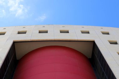 İsrail 'deki inşaatın soyut mimari detayları. İnşaatta geometrik şekiller 