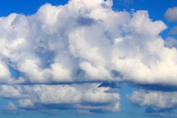 Awan Hujan Terhadap Langit Biru Atas Laut Mediterania Israel Utara — Stok Foto