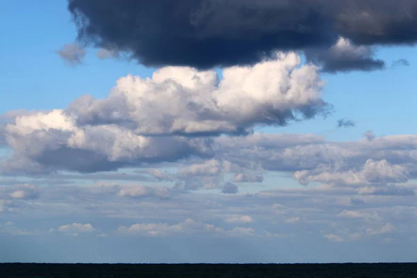 Nubes Lluvia Sobre Cielo Azul Sobre Mar Mediterráneo Norte Israel — Foto de Stock